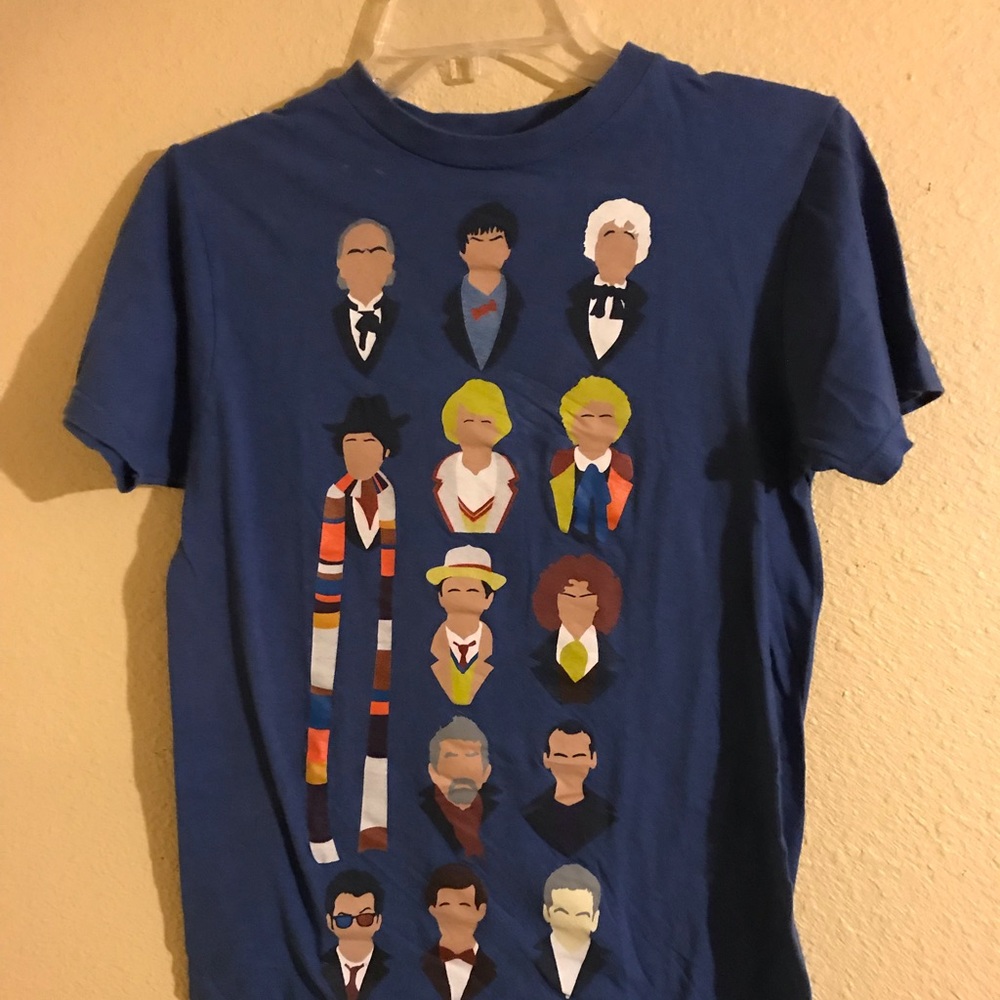 Hot topic doctor who shirt doctors
